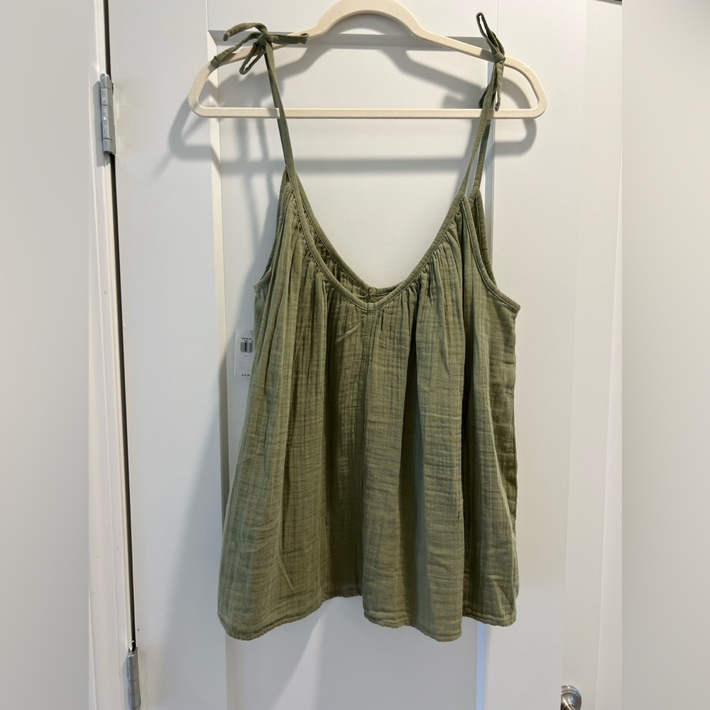 NWT Old Navy Tank Top